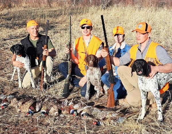 SIRE & 2 DAUGHTERS FROM A PREVIOUS LITTER.