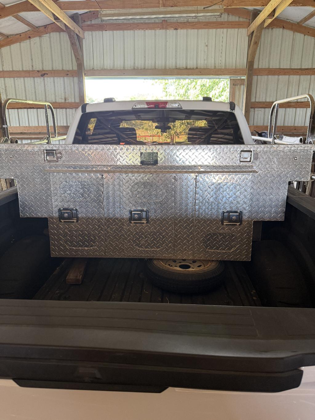 3 hole dog box 3 hole dog box